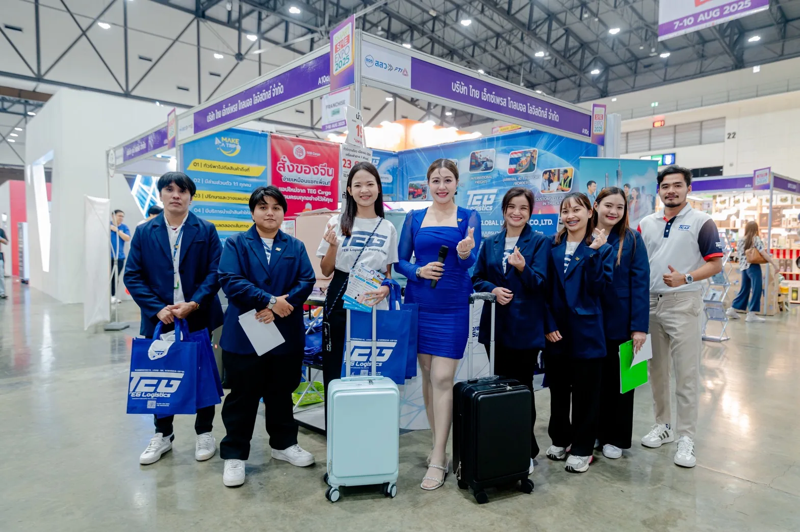 ทีมงาน TEG CARGO ผู้ให้บริการชิปปิ้งจีนไทย ขนส่งจีนไทย นำเข้าสินค้าจากจีนครบวงจร